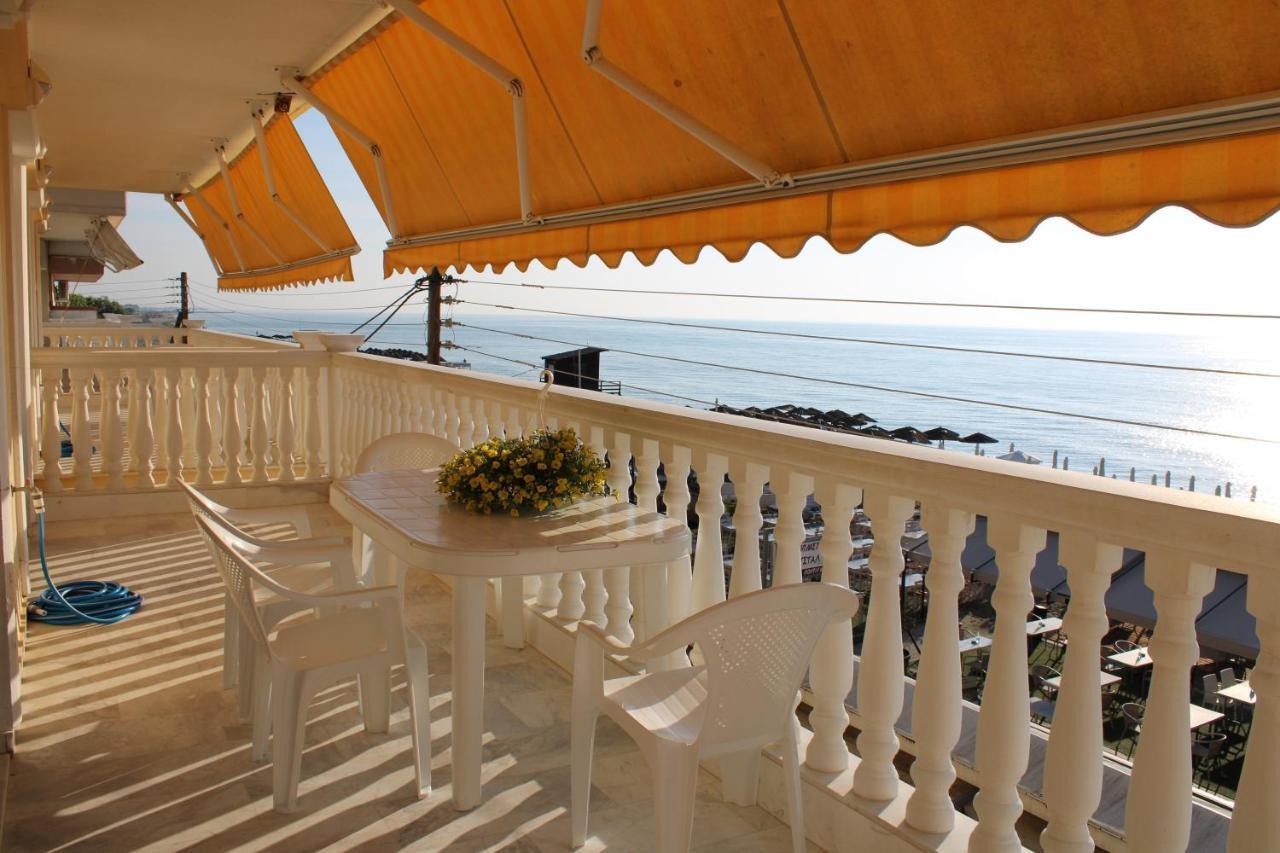 Olympic Beach Rooms Luaran gambar