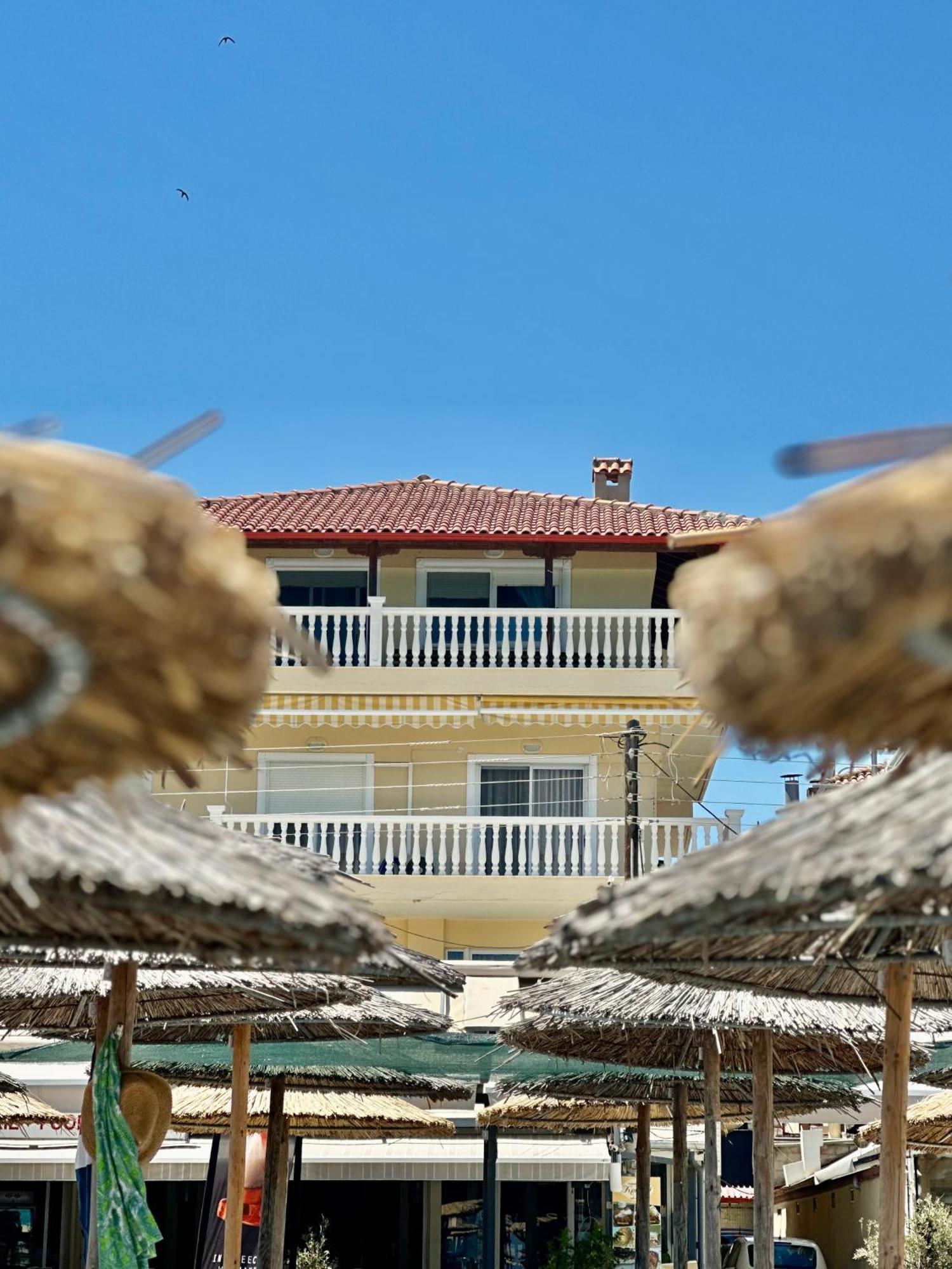 Olympic Beach Rooms Luaran gambar